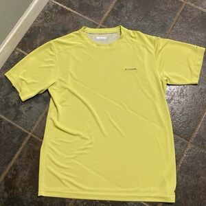 Columbia Men's Performance Omni-Freeze
Athletic T-Shirt Size L